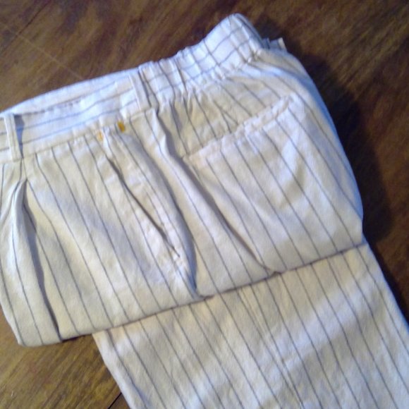 Unigold light pin stepped trousers. Super comfortable with elastic rear waist. - Picture 2 of 5